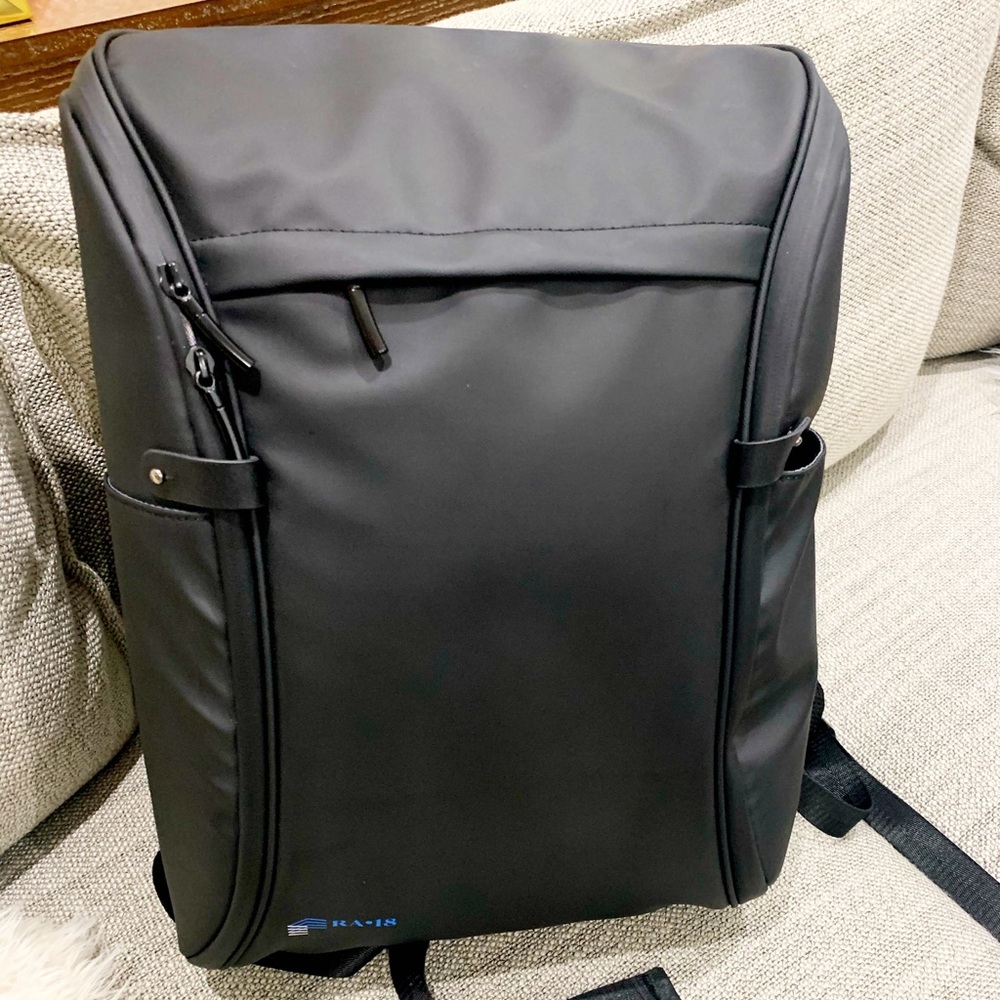 Laptop / Notebook Backpack Waterproof size 16X12X3